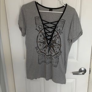 Women’s gray short sleeve lace up top size large